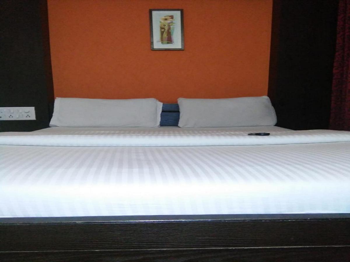 Ocean Inn Hotels Bangalore Exteriör bild